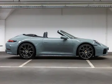 Porsche 911 Carrera Cabriolet (992)
