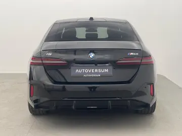 BMW i5 M60 xDrive M Sport LASER PANO AHK B&W HUD