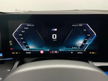 BMW i5 M60 xDrive M Sport LASER PANO AHK B&W HUD