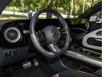 MERCEDES-BENZ CLA 350 4M AMG-Sport LED Cam Pano AHK …