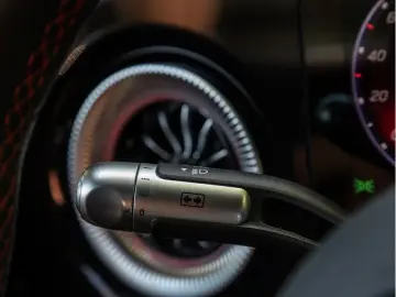 MERCEDES-BENZ CLA 350 4M AMG-Sport LED Cam Pano AHK …
