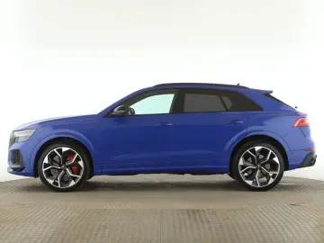 Audi RS Q8 quattro Pano AHK RFK B&O LUFT Mem