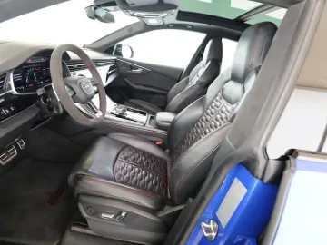 Audi RS Q8 quattro Pano AHK RFK B&O LUFT Mem