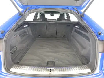 Audi RS Q8 quattro Pano AHK RFK B&O LUFT Mem