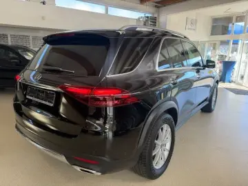 MERCEDES-BENZ GLE300 d 4M DISTR Pano AHK 360