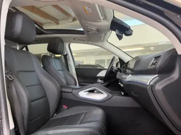 MERCEDES-BENZ GLE300 d 4M DISTR Pano AHK 360