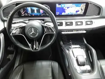 MERCEDES-BENZ GLE300d- AMG Advanced  Assi P PANO AHK