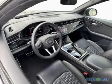 Audi RSQ8 TFSI quattro TOW BAR 305km h B&O HUD