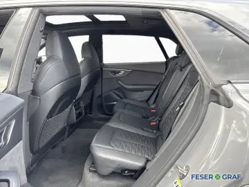 Audi RSQ8 TFSI quattro TOW BAR 305km h B&O HUD