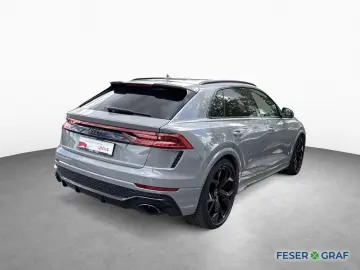 Audi RSQ8 TFSI quattro TOW BAR 305km h B&O HUD