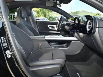 MERCEDES-BENZ CLA 350 4M AMG Sport Advanced  LED BT MEMORY