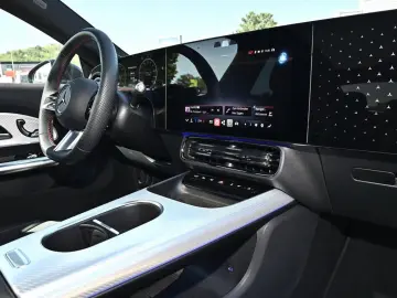 MERCEDES-BENZ CLA 350 4M AMG Sport Advanced  LED BT MEMORY