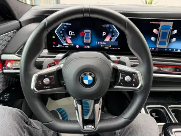 BMW 740d xDrive M Sport Pro Fond Entert UPE 171.951€