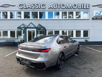 BMW 740d xDrive M Sport Pro Fond Entert UPE 171.951€