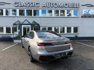 BMW 740d xDrive M Sport Pro Fond Entert UPE 171.951€