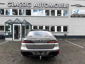 BMW 740d xDrive M Sport Pro Fond Entert UPE 171.951€