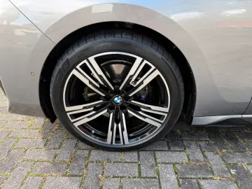 BMW 740d xDrive M Sport Pro Fond Entert UPE 171.951€