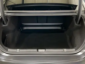MERCEDES-BENZ EQE 43 AMG 4MATIC Hyperscreen DISTRONI…