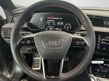 AUDI Q8 Sportback e-tron S line 55 e-tron quattro 300