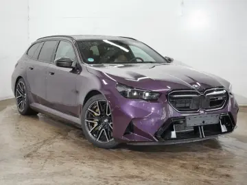 BMW M5 Touring INDIVIDUAL CARBON PANO B&W SOUND