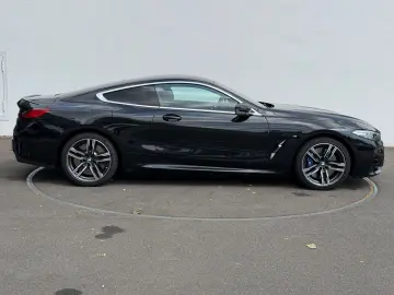BMW M850i xDrive Coupé LC PROF LASER ACC KAMERA