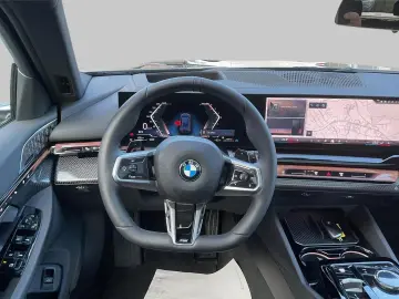 BMW 540 d xDrive M Sportpaket HUD StandHZG AHK Pano