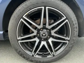 MERCEDES-BENZ V 300 d Edition Avantgarde lang AMG Pa…