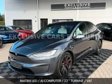 TESLA MODEL X PLAID   MATRIX LED   AI  COMPUTER 4   22