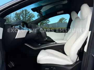 TESLA MODEL X PLAID   MATRIX LED   AI  COMPUTER 4   22