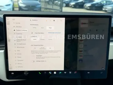 TESLA MODEL X PLAID   MATRIX LED   AI  COMPUTER 4   22