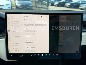 TESLA MODEL X PLAID   MATRIX LED   AI  COMPUTER 4   22
