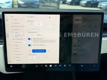 TESLA MODEL X PLAID   MATRIX LED   AI  COMPUTER 4   22
