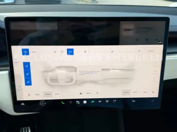 TESLA MODEL X PLAID   MATRIX LED   AI  COMPUTER 4   22