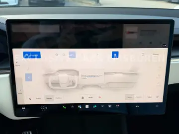 TESLA MODEL X PLAID   MATRIX LED   AI  COMPUTER 4   22