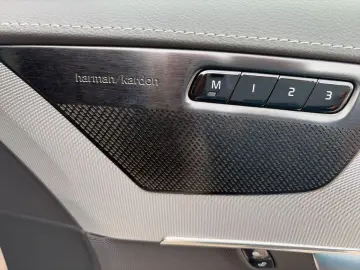 VOLVO XC90 (16-) XC90 B5 AWD Mild-Hybrid Diesel