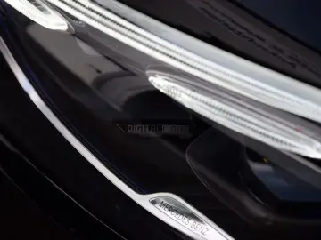 MERCEDES-BENZ GLC 450d 4Matic 3xAMG DIGI-LIGH PANO M…