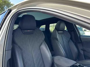 AUDI S6 e-tron Avant edition one beige PANO S-SITZE