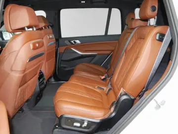 BMW X7 M60i xDrive Lr. 930 - br. o.Anz. 48Mon 10`Km