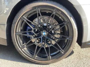 BMW M4 Competition Cabrio Sportpaket HUD AD Navi Led