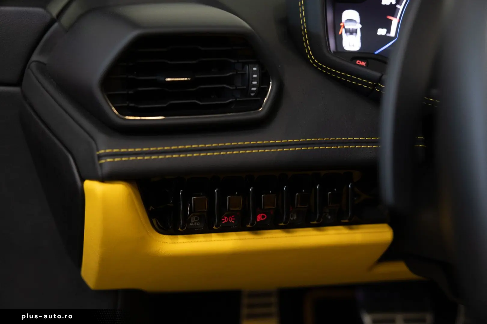 LAMBORGHINI Huracán EVO Spyder NOVITEC LIFT SENSONUM