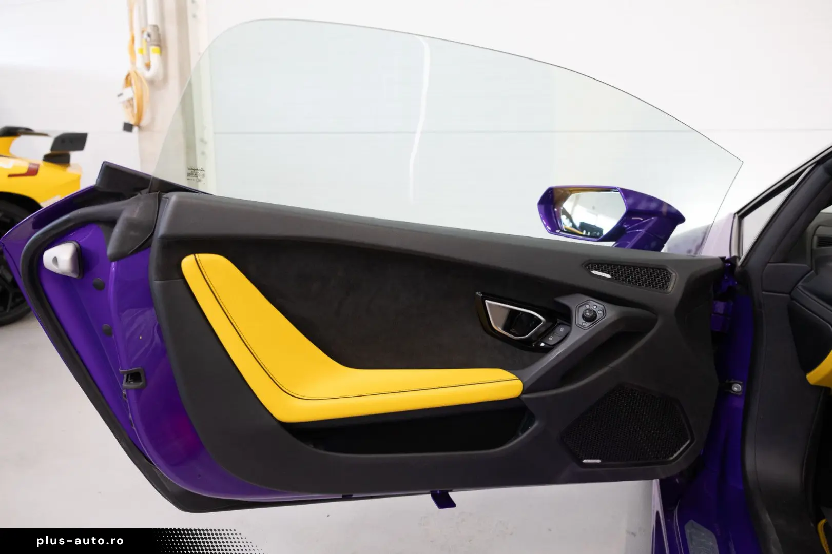 LAMBORGHINI Huracán EVO Spyder NOVITEC LIFT SENSONUM