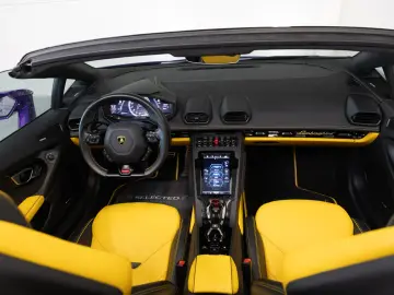 LAMBORGHINI Huracán EVO Spyder NOVITEC LIFT SENSONUM