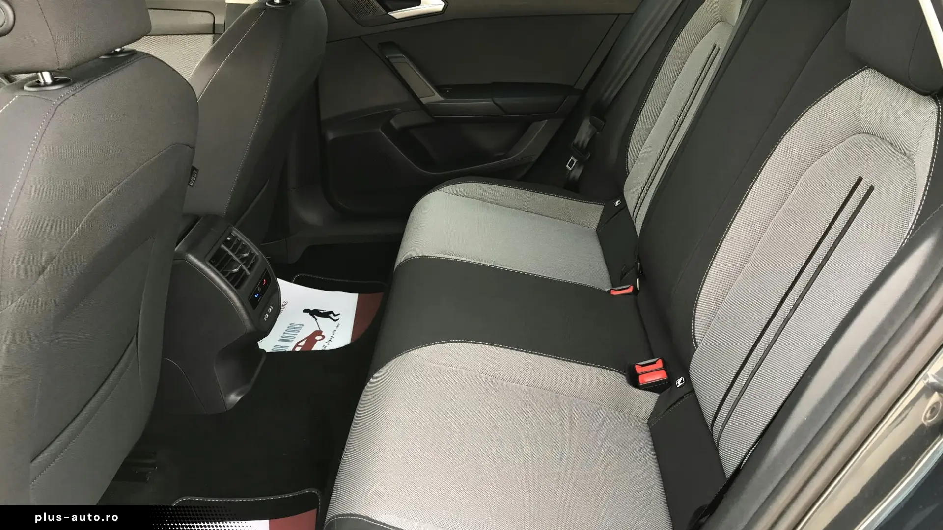 SEAT LEON 2.0 TDI DSG Style