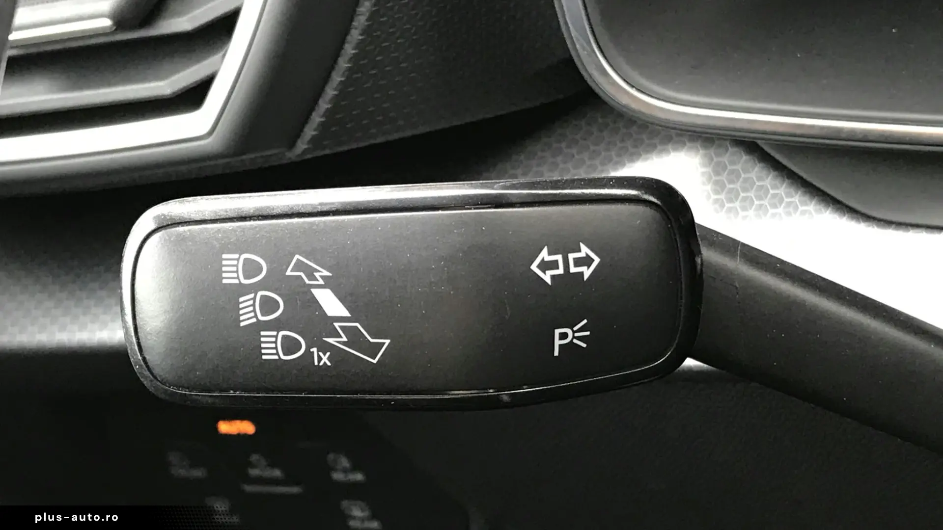 SEAT LEON 2.0 TDI DSG Style