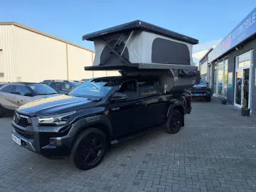 TOYOTA Hilux Double Cab Invincible 4x4 AUTOMATIK AHK