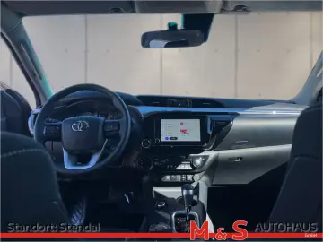 TOYOTA Hilux 2.8 Double Cab Comfort 4x4 KAMERA NAVI
