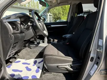TOYOTA Hilux 2.4 D-4D Double Cab 4x4 Rückfk. SHZ Klima