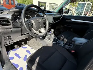 TOYOTA Hilux 2.4 D-4D Double Cab 4x4 Rückfk. SHZ Klima