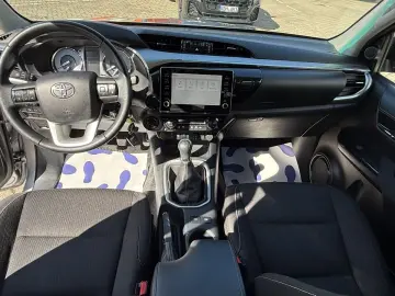 TOYOTA Hilux 2.4 D-4D Double Cab 4x4 Rückfk. SHZ Klima
