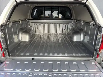TOYOTA Hilux Double Cab Comfort 4x4
